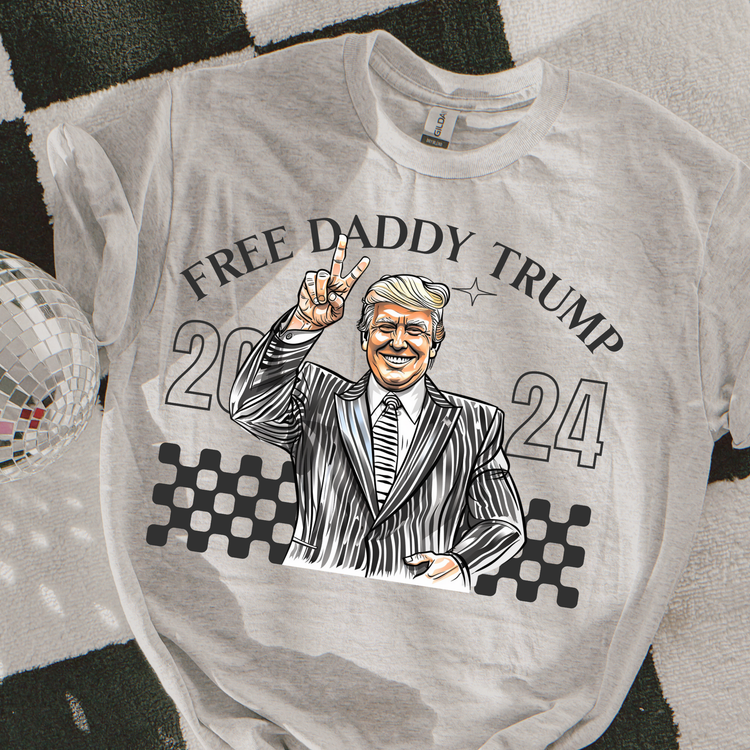 Free Daddy Trump Graphic Tee