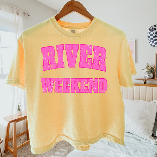 River Weekend Cropped Comfort Colors Graphic Tee