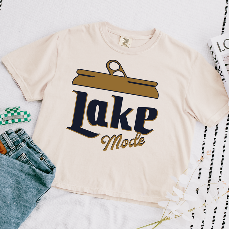 Lake Mode Cropped Comfort Colors Graphic Tee